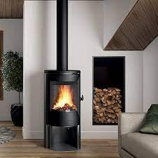 Купить Печь-камин Invicta Poele Neosen Etanche в интерьере чугунная в Слуцке в Слуцке