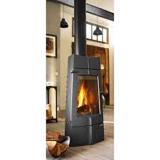 Печь-камин чугунный Invicta Chamane 14 в интерьере Амазонка бай фото  в Слуцке