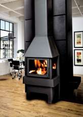 Недорогой камин Бавария 3 стекла чёрная фото в интерьере хай-тек в Слуцке