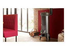 Печь-камин чугунный Invicta SOREL в интерьере Амазонка бай фото в Слуцке