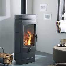 Печь-камин Invicta Chatel чугун в интерьере Амазонка бай фото в Слуцке