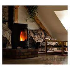 Печь-камин чугунный Invicta La Borne 2 в интерьере Амазонка бай фото в Слуцке