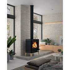 Печь-камин чугунный Invicta Kazan в интерьере Амазонка бай фото в Слуцке